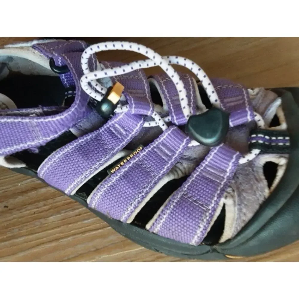 KEEN Newport H2 Waterproof Sports Hiking Purple Sandals Youth Size 4